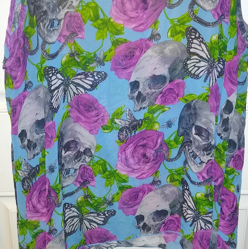 Sheer Flowing Tank